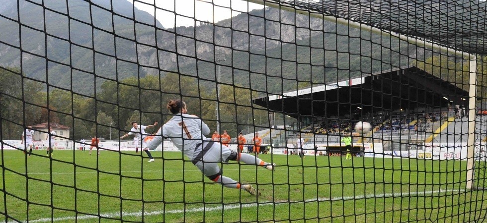 Il rigore di Baido (Foto di Carmelo Ossanna)
